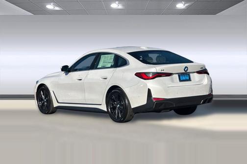 Mineral White Metallic 2025 BMW i4 Gran Coupe xDrive40