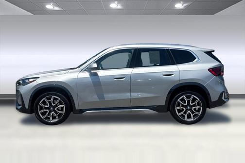 Space Silver Metallic 2026 BMW X1 xDrive28i