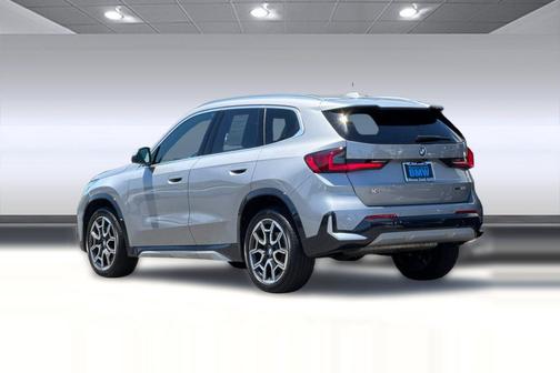 Space Silver Metallic 2026 BMW X1 xDrive28i