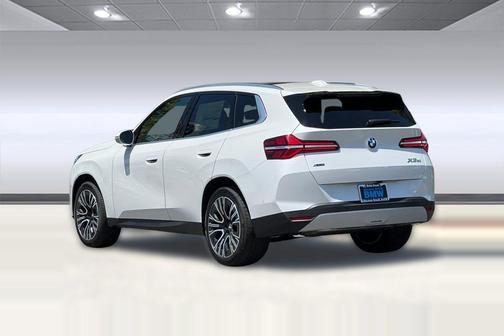 Mineral White Metallic 2026 BMW X3 30 xDrive