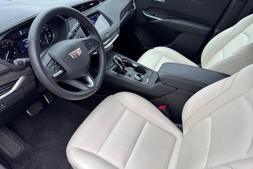 2020 Cadillac XT4 Sport