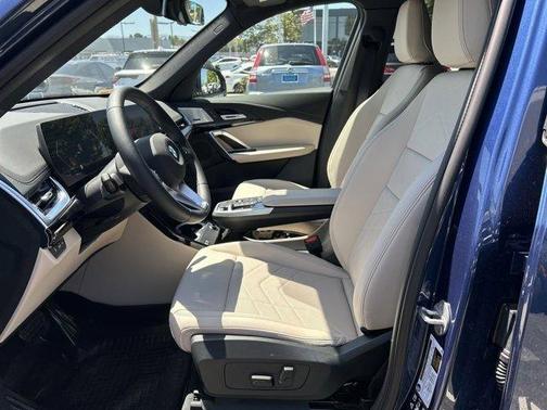 Phytonic Blue Metallic 2025 BMW X1 xDrive28i