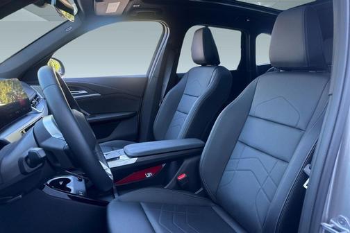 Space Silver Metallic 2025 BMW X1 xDrive28i