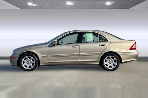 2005 Mercedes-Benz C-Class Luxury