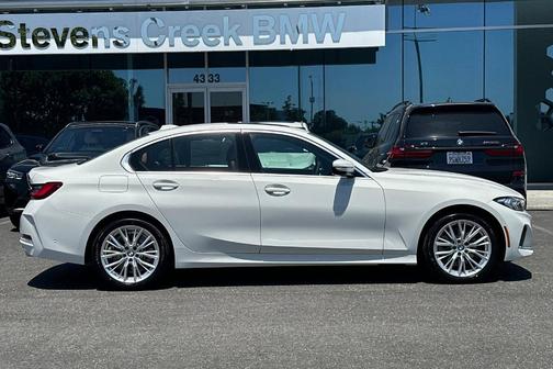 2024 BMW 330 i