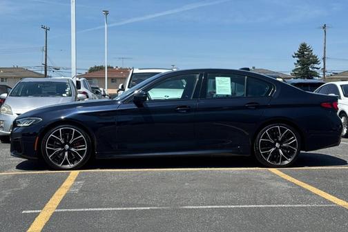 Carbon Black Metallic 2023 BMW M550 i Xdrive