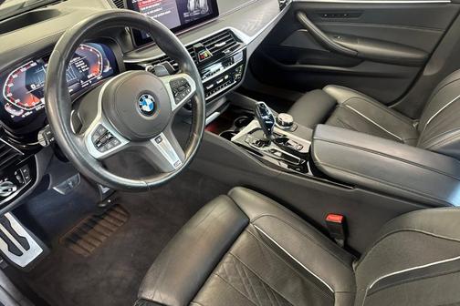 Carbon Black Metallic 2023 BMW M550 i Xdrive