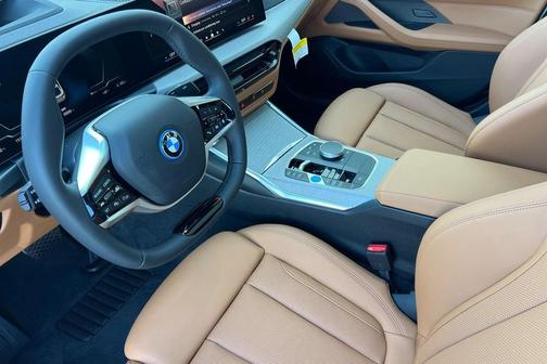 Mineral White Metallic 2025 BMW i4 Gran Coupe eDrive40