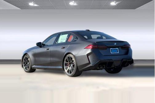 2026 BMW M5 Base