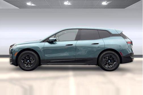 2025 BMW iX xDrive50