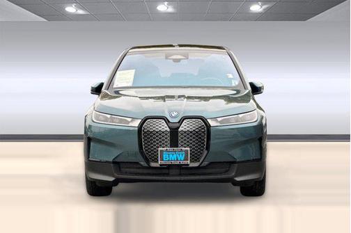 2025 BMW iX xDrive50