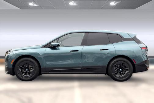 2025 BMW iX xDrive50