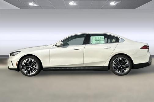 2026 BMW i5 eDrive40