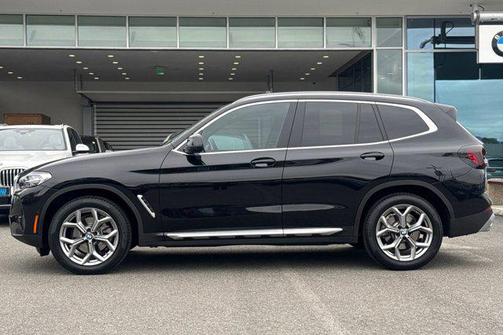 Black Sapphire Metallic 2024 BMW X3 xDrive30i