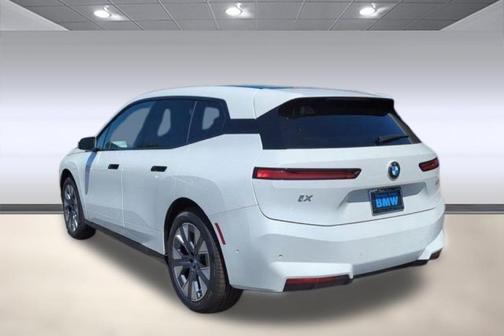 2026 BMW iX xDrive60
