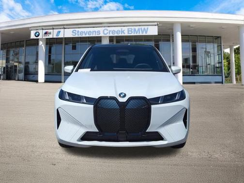 2026 BMW iX xDrive60