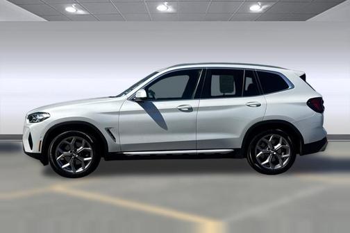 Mineral White Metallic 2023 BMW X3 xDrive30i