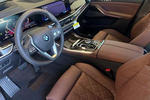 Skyscraper Grey Metallic 2026 BMW X5 PHEV xDrive50e
