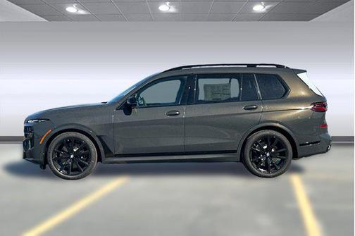 2026 BMW X7 M60i
