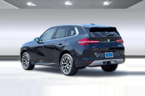 Black Sapphire Metallic 2026 BMW X3 30 xDrive