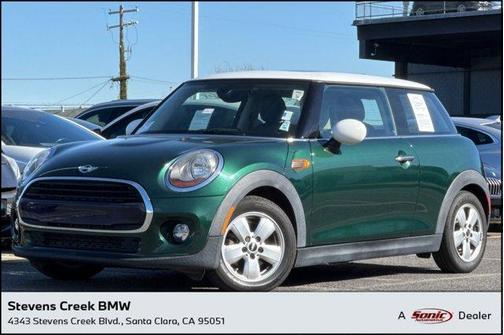 2017 MINI Hardtop Cooper