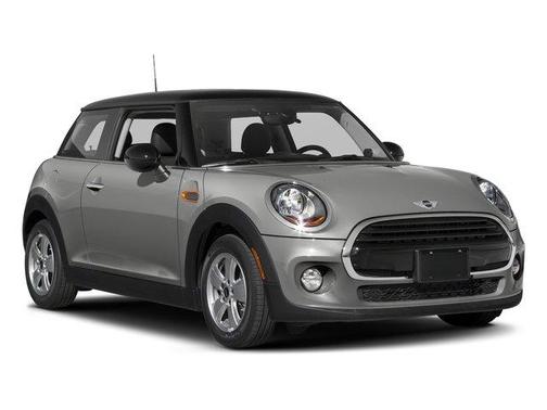 2017 MINI Hardtop Cooper