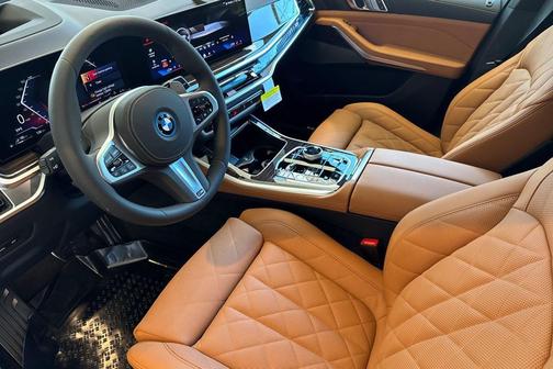 Carbon Black Metallic 2026 BMW X5 PHEV xDrive50e