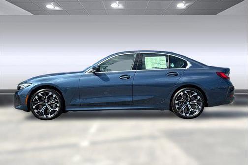 2025 BMW 330 i