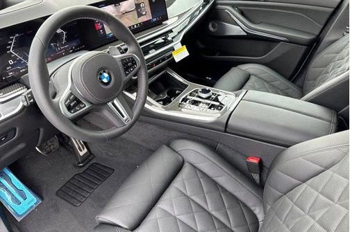 2026 BMW X5 M60i