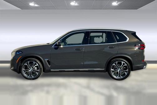 Dravit Grey Metallic 2026 BMW X5 xDrive40i