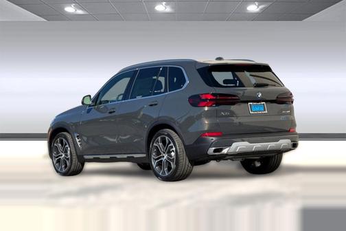 Dravit Grey Metallic 2026 BMW X5 xDrive40i