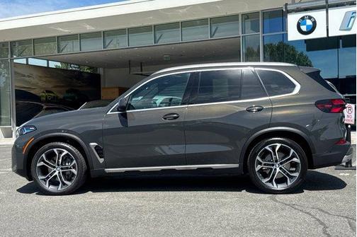 Dravit Grey Metallic 2026 BMW X5 xDrive40i