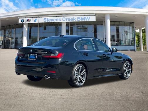2024 BMW 330 i