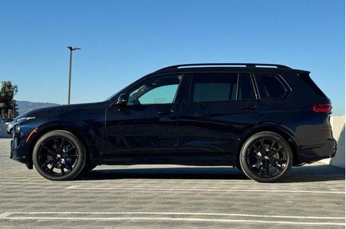 2026 BMW X7 M60i