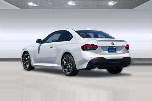 Mineral White Metallic 2025 BMW 230 230i
