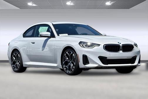 2025 BMW 230 230i