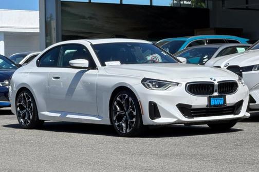 Mineral White Metallic 2025 BMW 230 230i