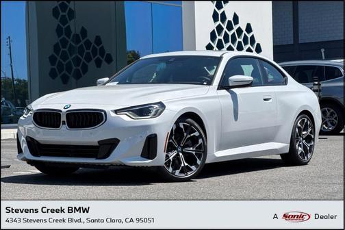 Mineral White Metallic 2025 BMW 230 230i