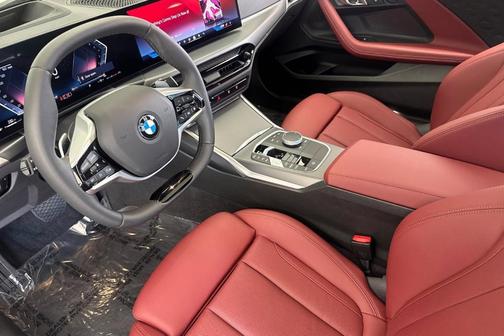 Mineral White Metallic 2025 BMW 230 230i