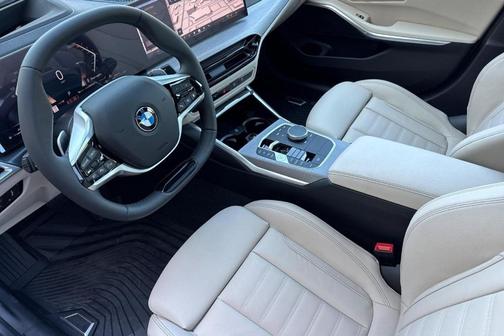 Arctic Race Blue Metallic 2026 BMW 330 330i