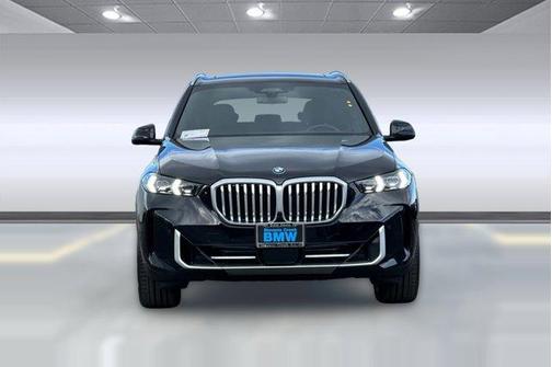 Black Sapphire Metallic 2026 BMW X5 xDrive40i