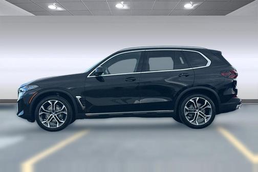 Black Sapphire Metallic 2026 BMW X5 xDrive40i