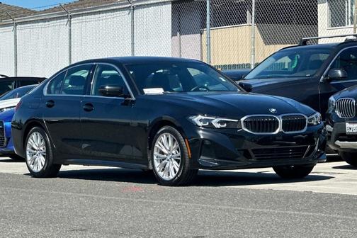 Black Sapphire Metallic 2024 BMW 330 330i