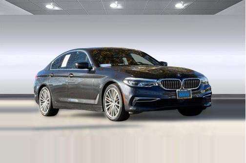 2019 BMW 540 540i