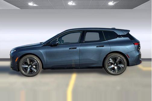 2026 BMW iX xDrive45