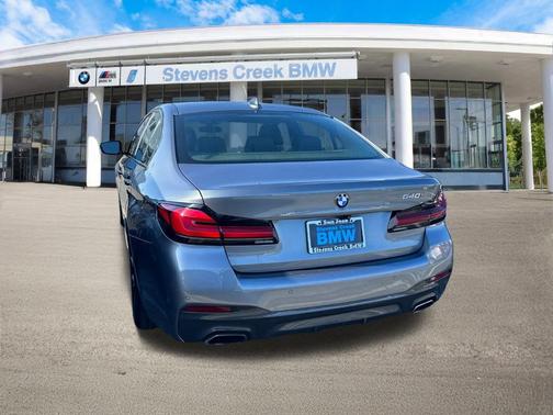 2021 BMW 540 540i