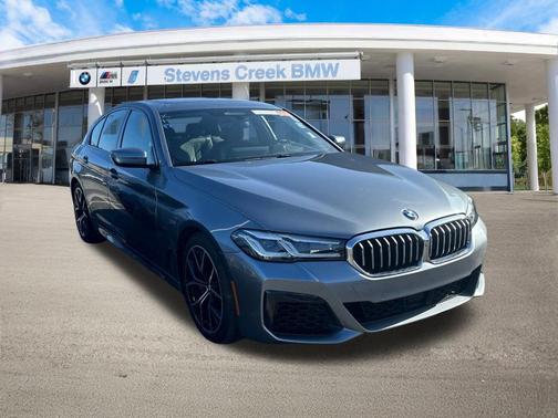 2021 BMW 540 540i