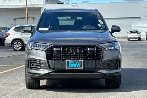 2024 Audi Q7 45 Premium Plus