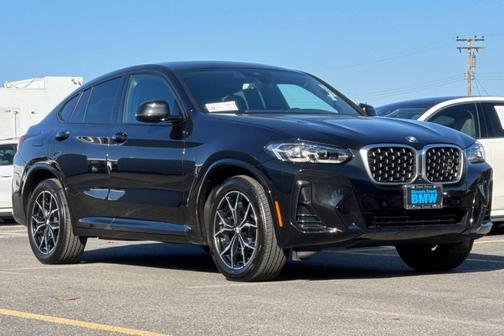 2025 BMW X4 xDrive30i