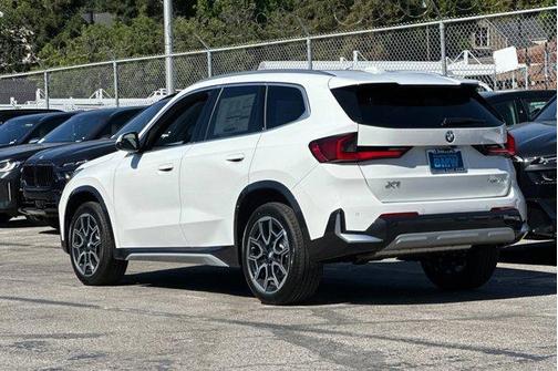 2025 BMW X1 xDrive28i